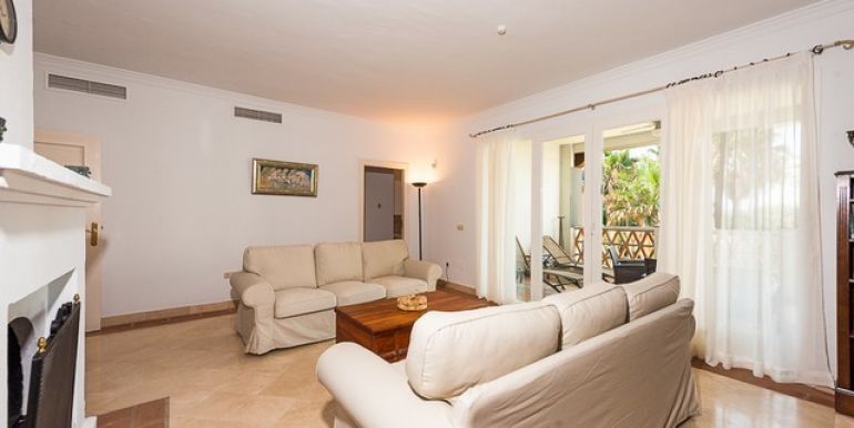 begane-grond-appartement-casares-costa-del-sol-r2459357