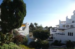 Tussenverdieping Appartement - Nueva Andalucía, Costa del Sol